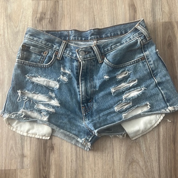 Levi’s Jean shorts - Picture 1 of 2